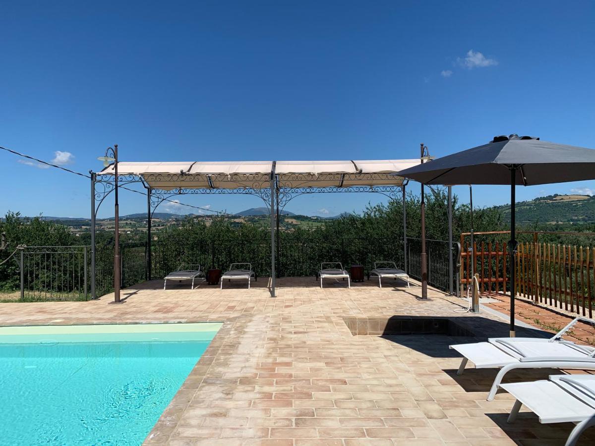 Agriturismo La Palazzetta Di アッシジ エクステリア 写真