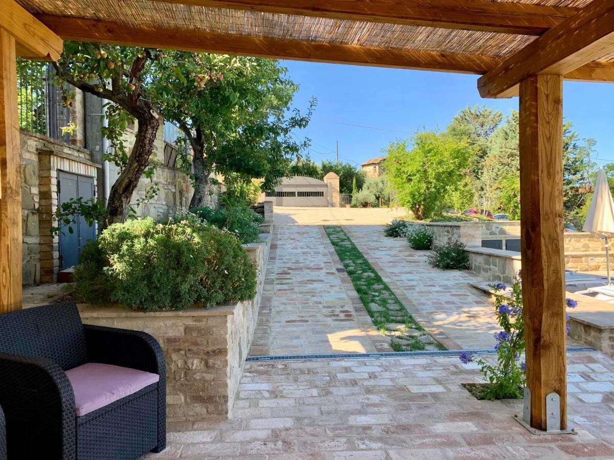 Agriturismo La Palazzetta Di アッシジ エクステリア 写真