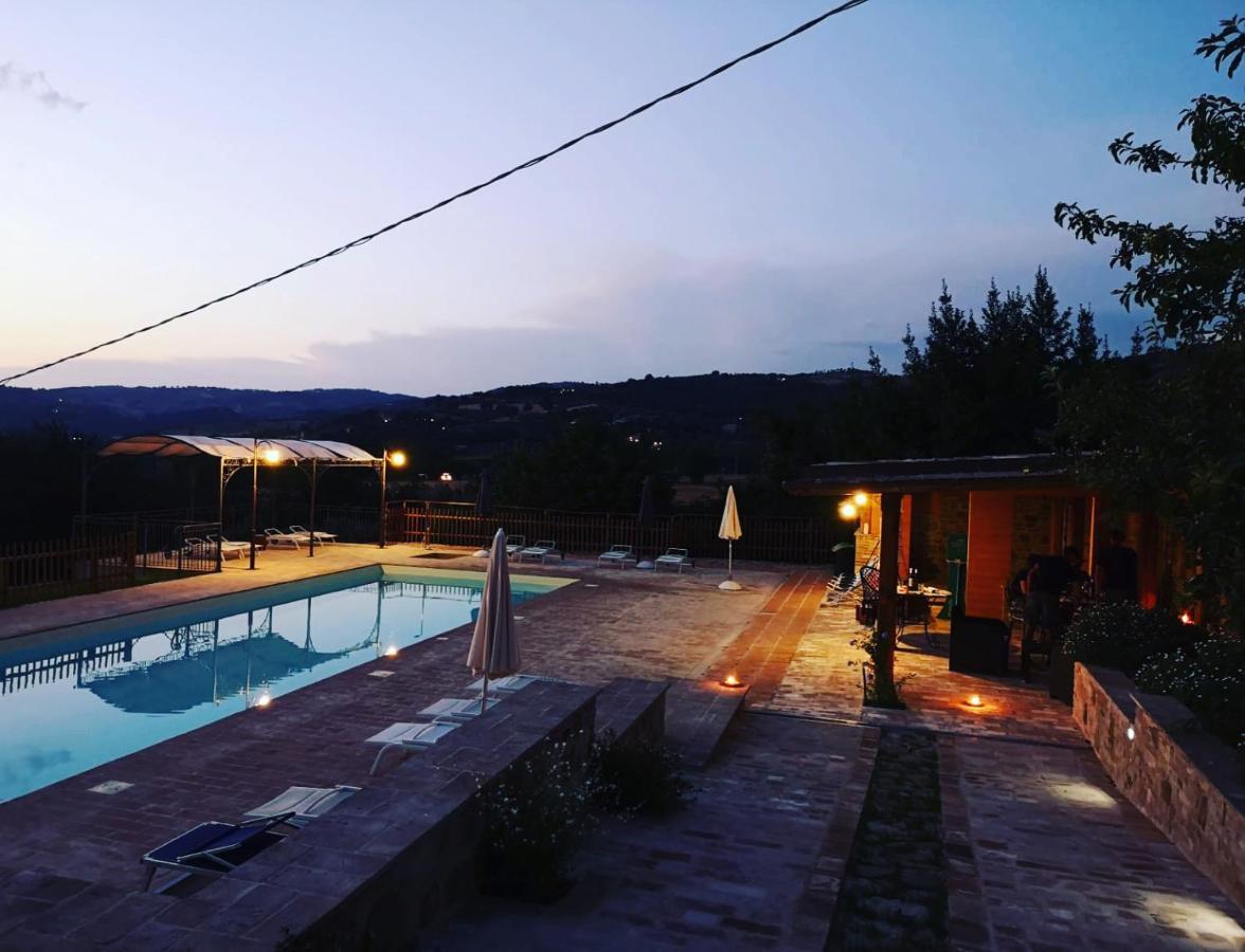 Agriturismo La Palazzetta Di アッシジ エクステリア 写真
