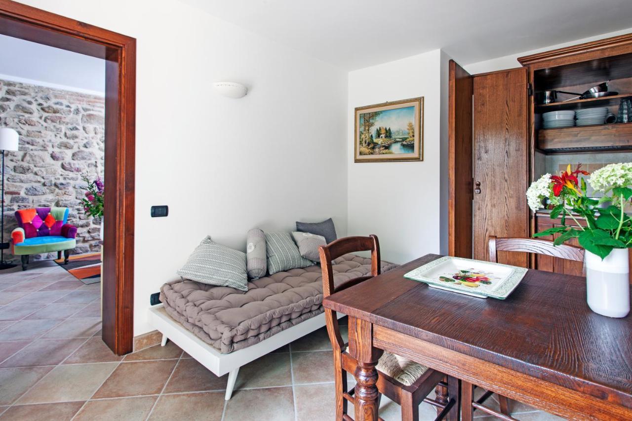 Agriturismo La Palazzetta Di アッシジ エクステリア 写真
