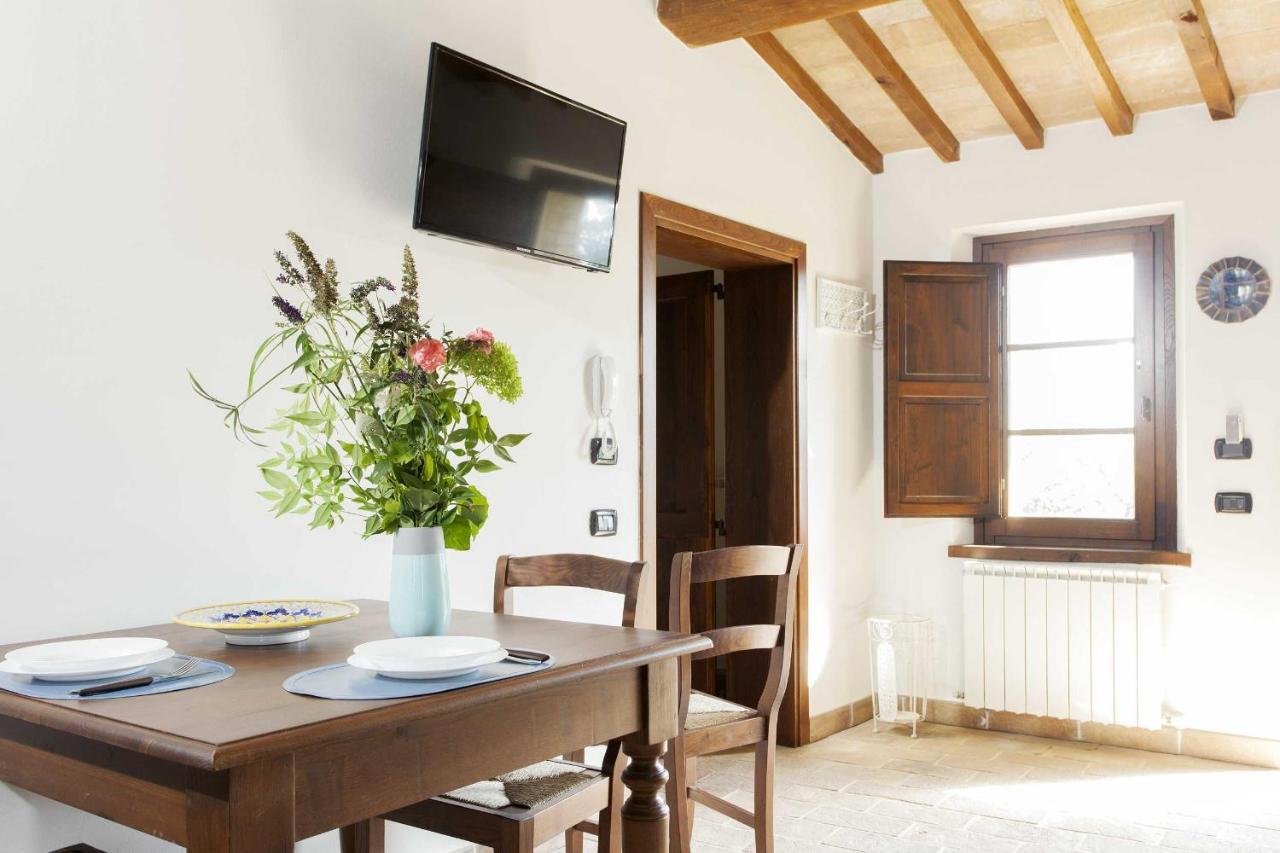 Agriturismo La Palazzetta Di アッシジ エクステリア 写真